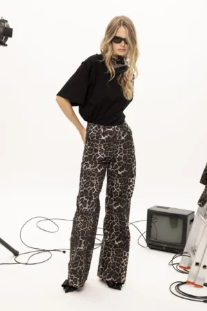 Savannah leo jeans 01