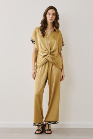 GRAYSON Gold Coords 01