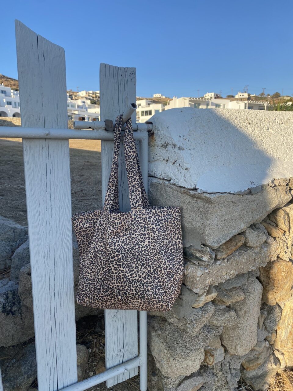 Island Tote bag 01