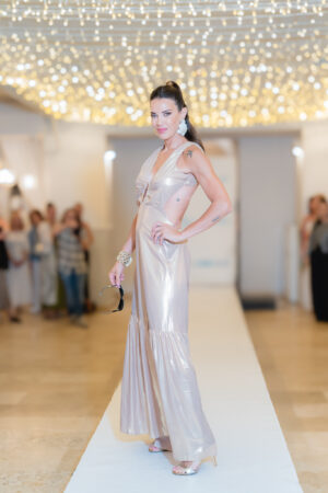 Zephyrus Gold Backless Dress 02