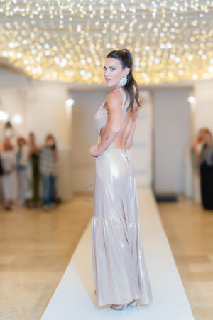 Zephyrus Gold Backless Dress 01